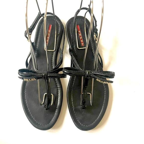 Prada Black Patent leather bow tie logo embellished T strap flat sandals EU 39.5 - Picture 1 of 13